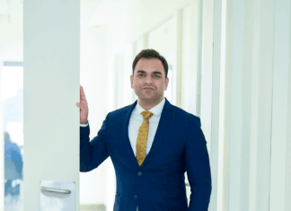 Mr from a Global Institution