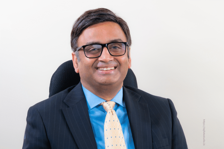 Director Mr B – Portfolio Director Mr B – Portfolio